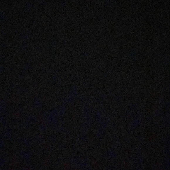 Meet your Posher, Laura - Picture 1 of 1